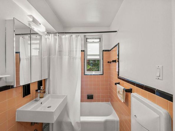 220 Berkeley Place 1K, Brooklyn NY 11217