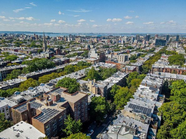 220 Berkeley Place 1K, Brooklyn NY 11217