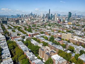 220 Berkeley Place 1K, Brooklyn NY 11217