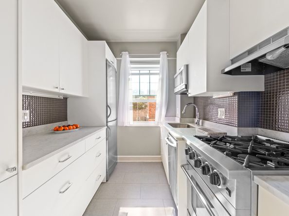 120 Cabrini Boulevard 33, New York NY 10033