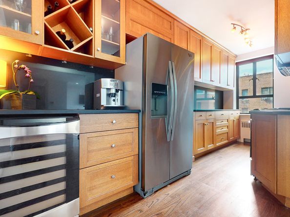 14 Bogardus Place 4W, New York NY 10040