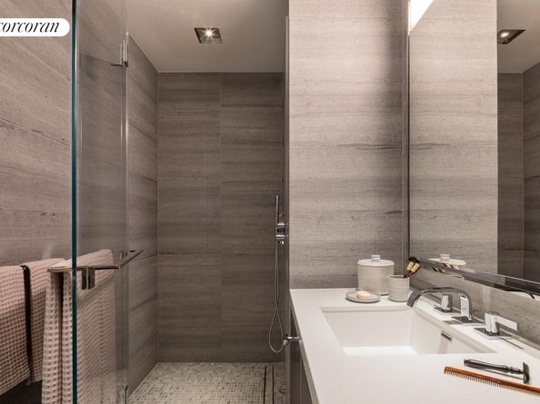 252 South Street 77B, New York NY 10002