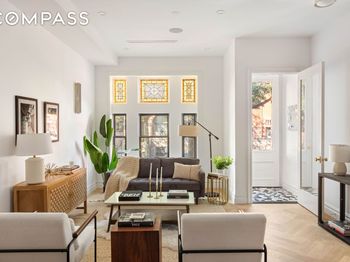 286 Dekalb Avenue
