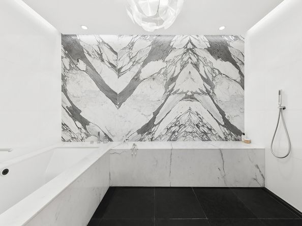 75 Grand Street 4W, New York NY 10013