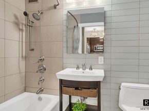 245 East 54th Street 3JK, New York NY 10022