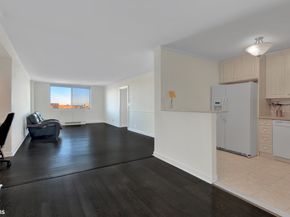2 Bay Club Drive 7X, Queens NY 11360