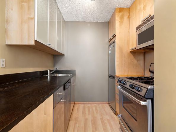 445 5th Avenue 29H, New York NY 10016