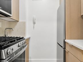 15 West 12th Street 7A, New York NY 10011