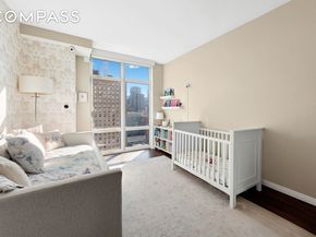 555 West 59th Street 28D, New York NY 10019