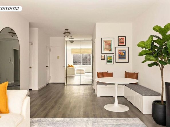 201 East 25th Street 15J, New York NY 10010