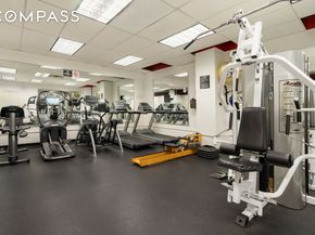 201 East 17th Street 14H, New York NY 10003