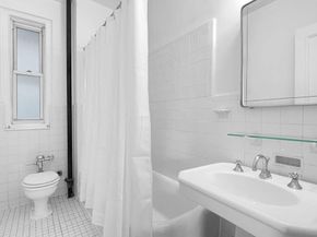 41 Fifth Avenue 9F, New York NY 10003