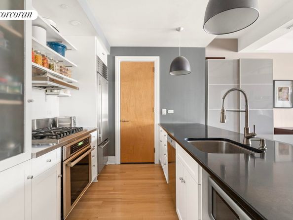 110 Livingston Street 12E, Brooklyn NY 11201