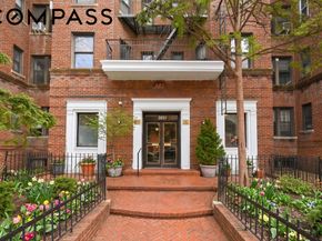 385 Argyle Road 6E, Brooklyn NY 11218