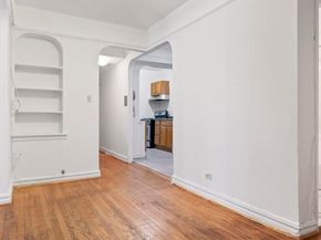414 Albemarle Road 2E, Brooklyn NY 11218
