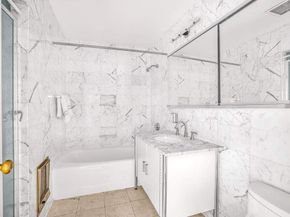 425 East 58th Street 42G, New York NY 10022