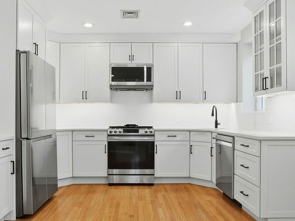 621 90th Street 2, Brooklyn NY 11228