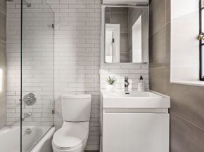 45 Tudor City Place 2111, New York NY 10017