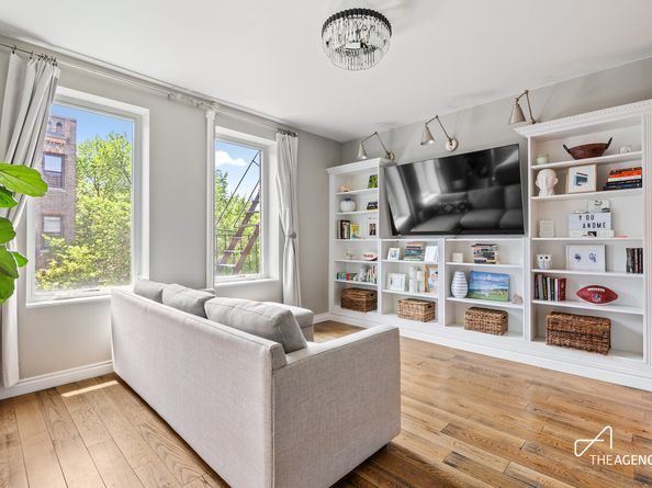 111 South 3rd Street F5, Brooklyn NY 11249