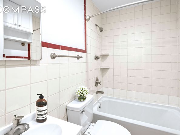 1264 Amsterdam Avenue 3D, New York NY 10027