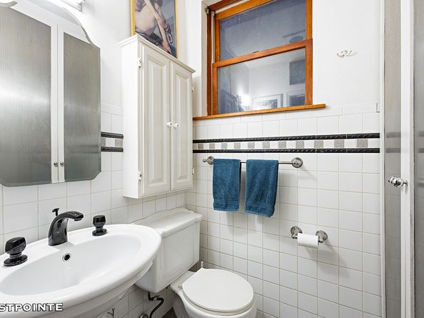 335 West 21st Street F/E, New York NY 10011