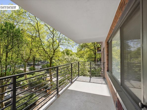 382 Central Park W 2B, New York NY 10025