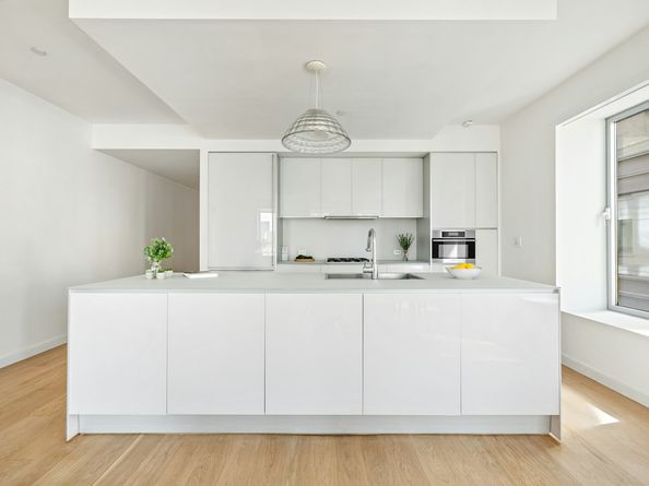 1 York Street 5B, New York NY 10013