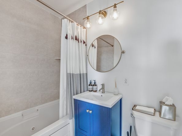 136 Beach 117 Th Street UPH6, Queens NY 11694