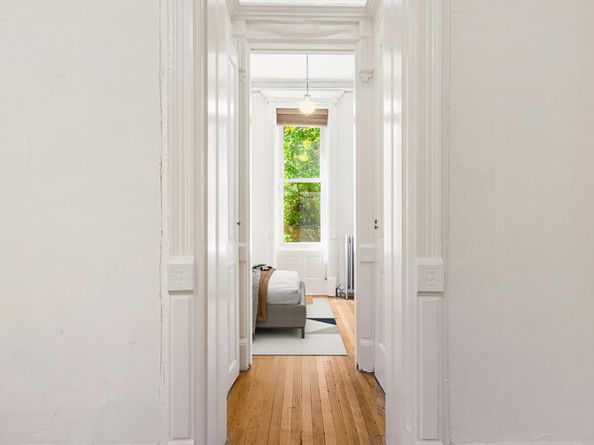 132 West 73rd Street, New York NY 10023