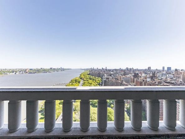 240 Riverside Boulevard SUITE1, New York NY 10069