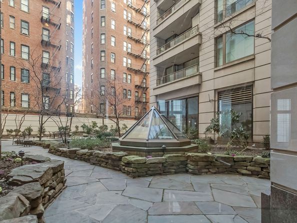 240 Riverside Boulevard SUITE1, New York NY 10069