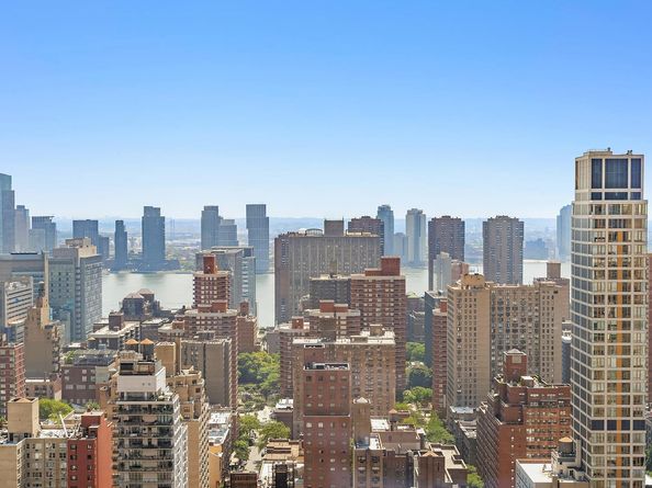 400 Park Avenue S 35B, New York NY 10016