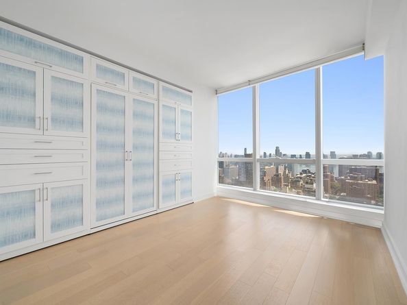 400 Park Avenue S 35B, New York NY 10016