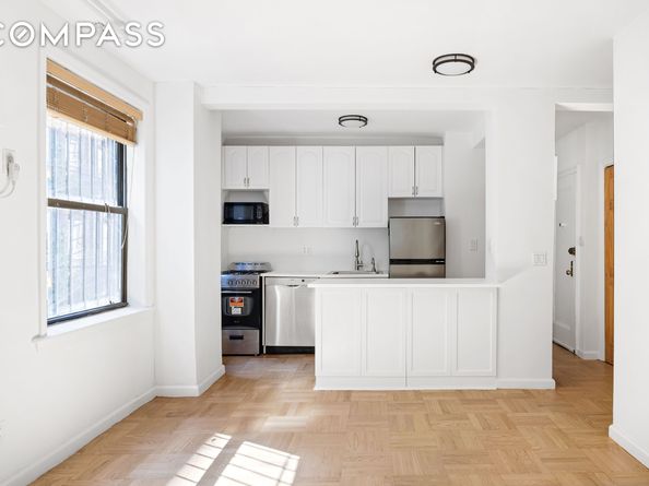 226-230 East 12th Street 1H, New York NY 10003