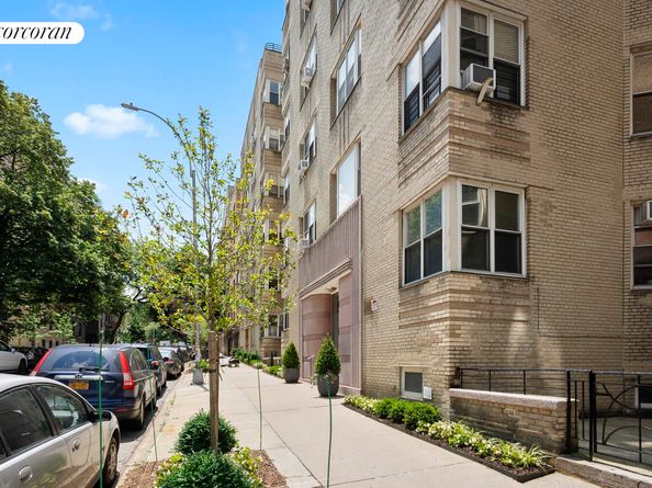 120 Bennett Avenue 1D, New York NY 10033