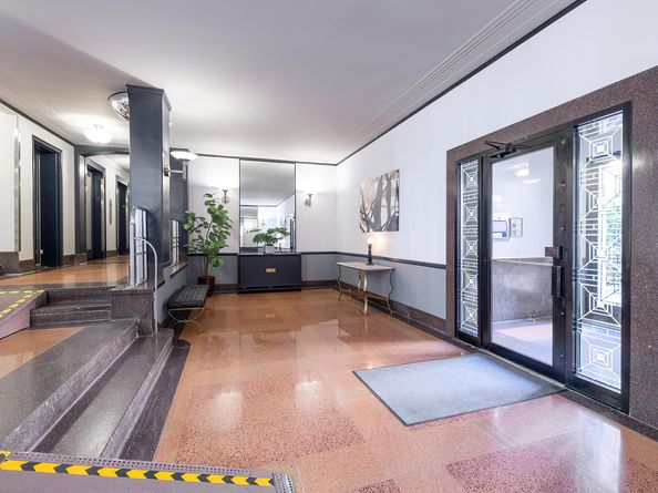 251 Seaman Avenue 6A, New York NY 10034