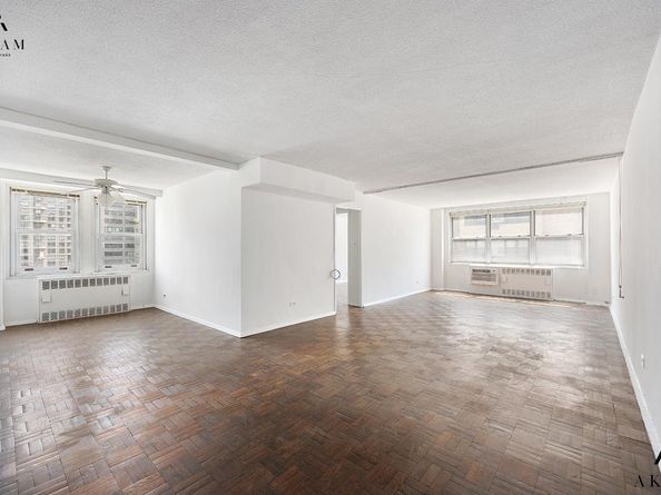 310 East 70th Street 10L, New York NY 10021