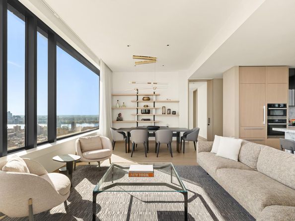25 West 28th Street PH43A, New York NY 10001