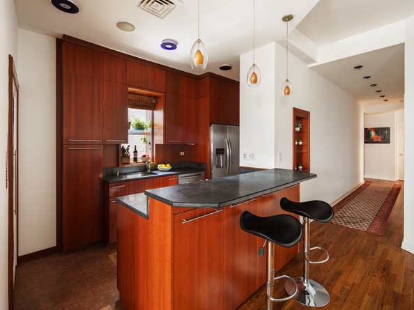 176 Broadway 12E, New York NY 10038