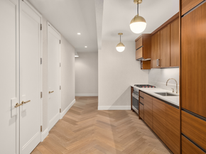 150 Charles Street 2ES, New York NY 10014