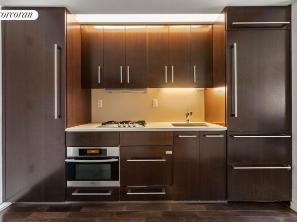 340 East 23rd Street 15J, New York NY 10010