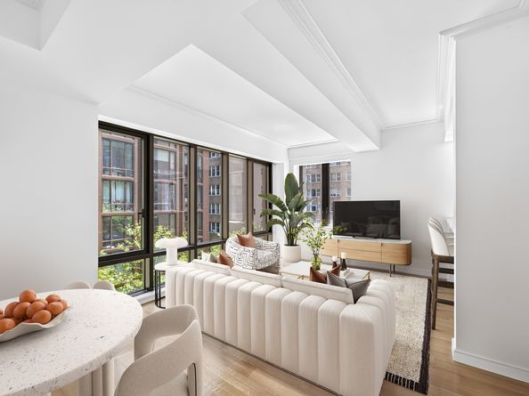 225 East 19th Street 402, New York NY 10003
