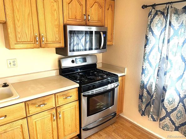 1280 Dearborn Street, Aurora CO 80011