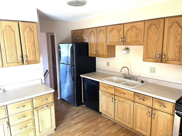 1280 Dearborn Street, Aurora CO 80011