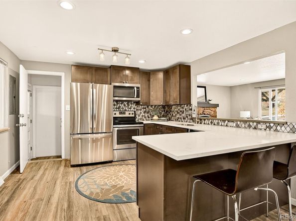 7028 W 70th Avenue, Arvada CO 80003