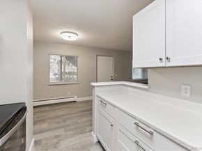 2225 S Jasmine Street 102, Denver CO 80222