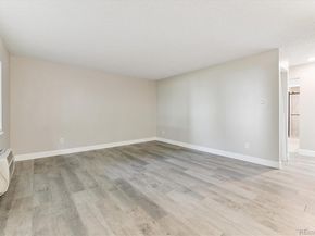 2225 S Jasmine Street 102, Denver CO 80222