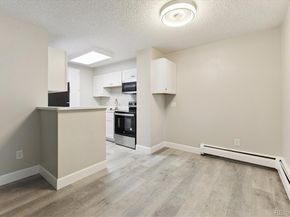 2225 S Jasmine Street 102, Denver CO 80222