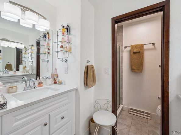 12024 E Maple Avenue, Aurora CO 80012