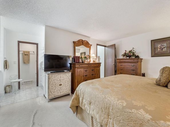 12024 E Maple Avenue, Aurora CO 80012